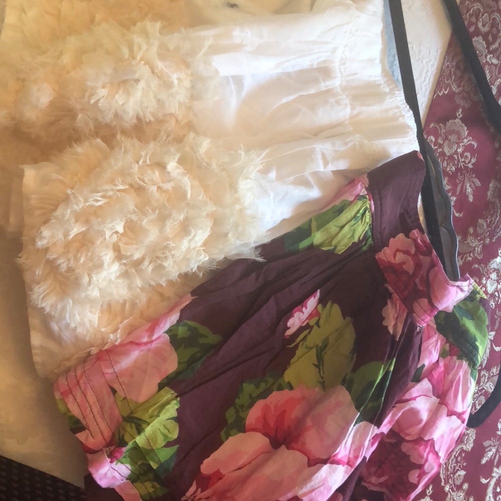 2 Abercrombie skirts!